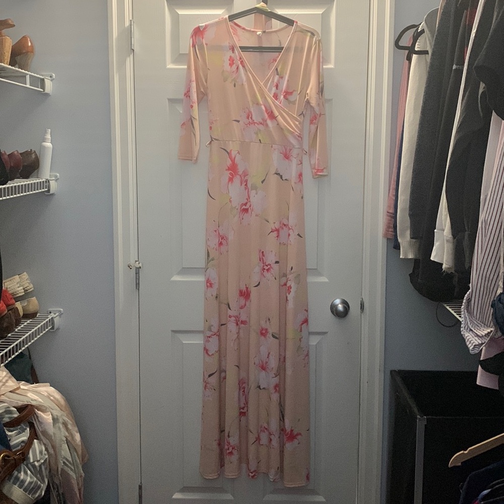 Maternity maxi dress
